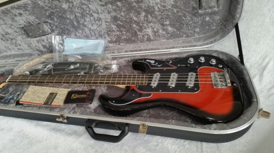 Burns Marquee Bass Redburst