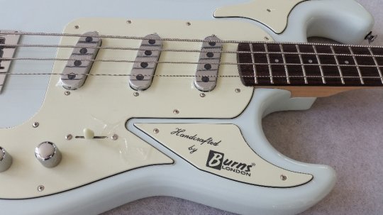 Burns Marquee Bass baby Blue