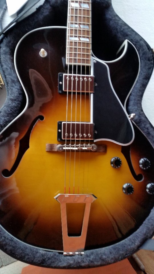 Gibson ES 175 Sunburst    SOLD