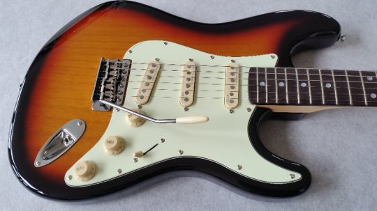 Revelation RTS 62 Strat 3 tone Sunburst  