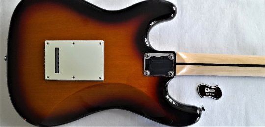 Revelation RTS 62 Strat 3 tone Sunburst  