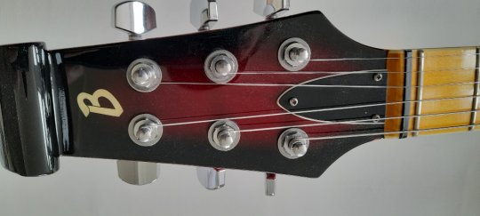 Burns Shadows Special Redburst Mint cond. SOLD
